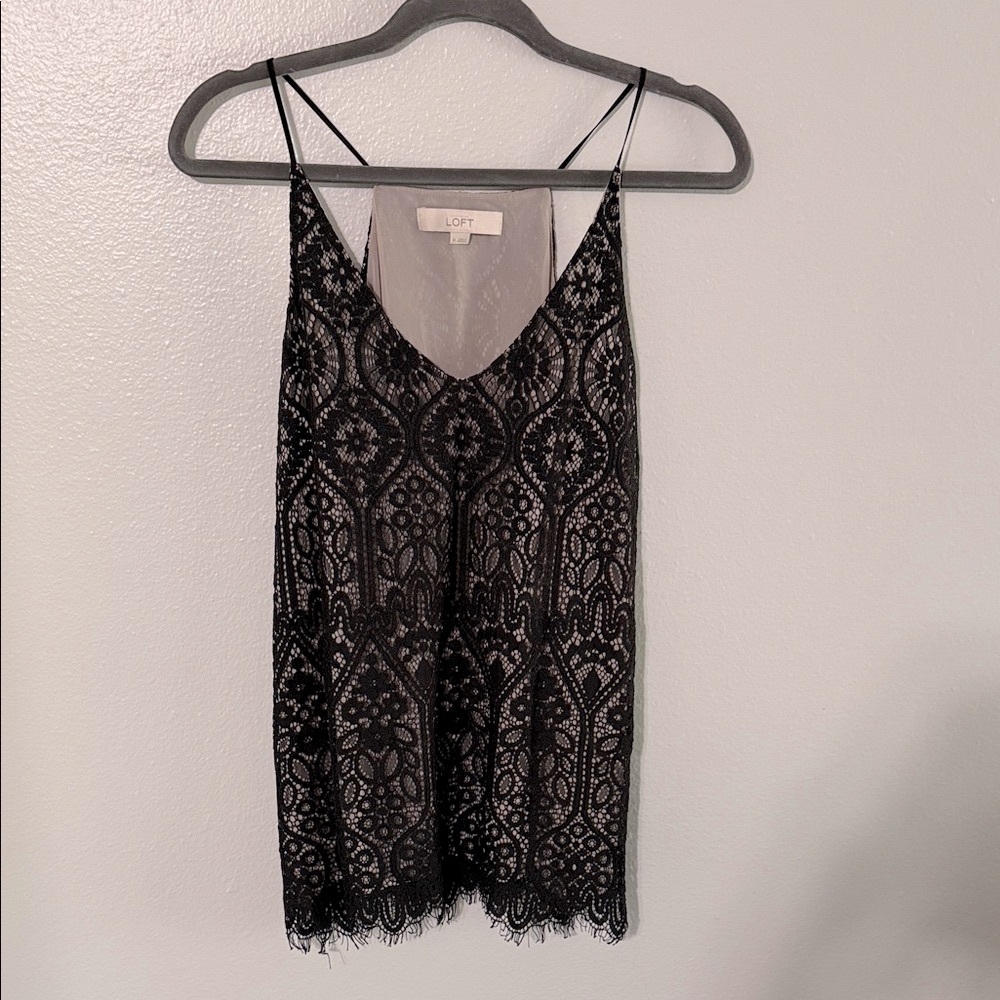 LOFT Black Lace Camisole Tank Top 👯‍♀️